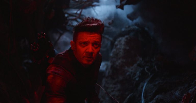Jeremy Renner: V nových Avengers nejsem. Bez Hawkeye ale prý nemají šanci